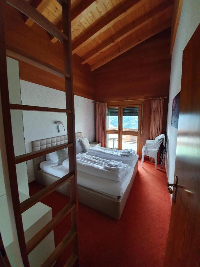 Aparthotel Ambassador Bellwald Eksteriør billede